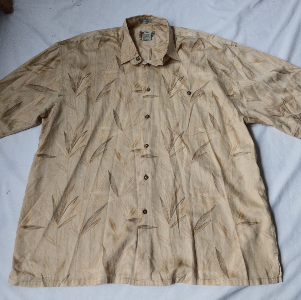 Hilo Hattie Hawaiian Original Shirt Mens XL‎ Yellow Floral Leaf Button Down